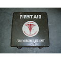 First Aid, Boite premiers secours