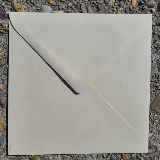 Arbre aux papiers enveloppe recyclée carrée 15 cm fabrication française