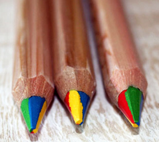 Crayon multicolore en bois