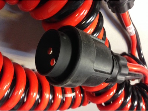 cordon-spirale-2-x-6-metres-cable-35-mm-noir-et-rouge-avec-prises-otan.jpg