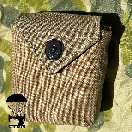 Rigger pouch