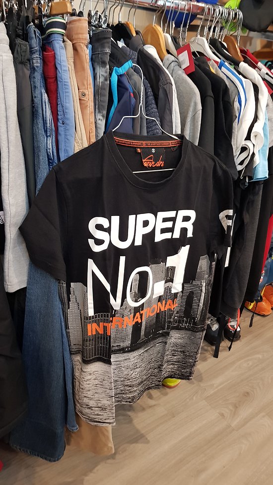 TSHIRT SUPERDRY TAILLE S 
